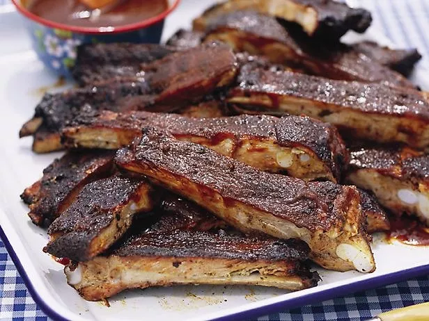 Backyard BBQ'd spareribs Recipe | Food Network UK