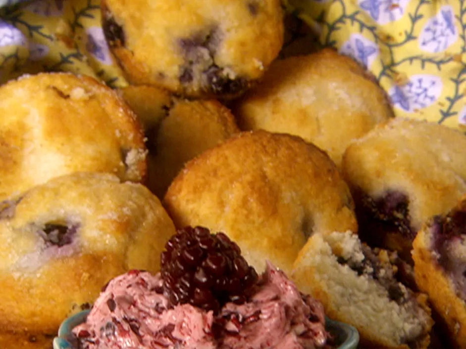 Blueberry muffin Recipe | Food Network UK