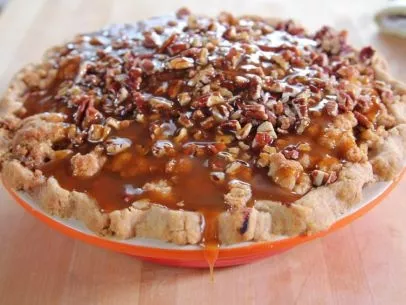 Caramel Apple Pie Recipe | Food Network UK