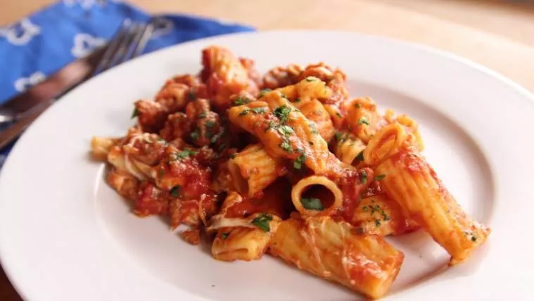 Cheesy Sausage Rigatoni Recipe | Food Network UK