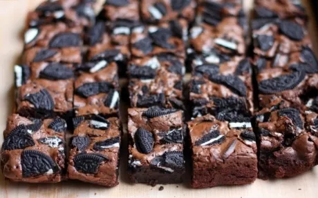 Cookies and Cream Fudge Brownies Recipe | Food Network UK