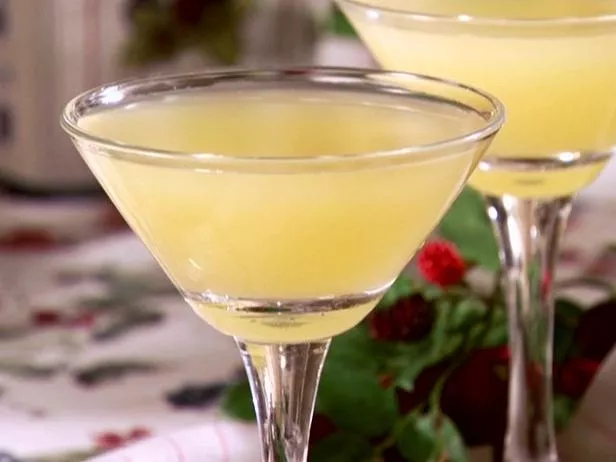 Creme brulee martini Recipe | Food Network UK