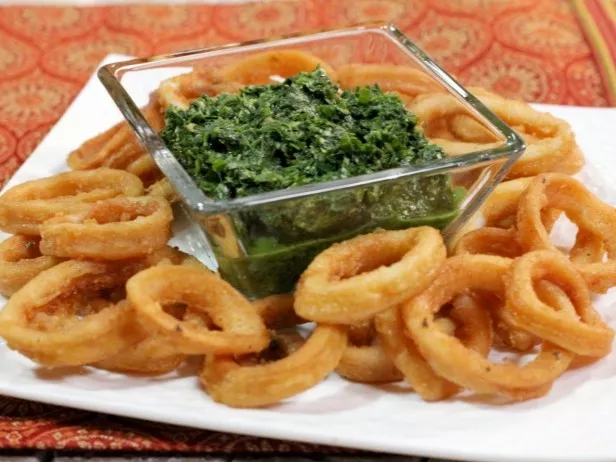 Curried Calamari with Coriander and Mint Chutney Recipe | Food Network UK