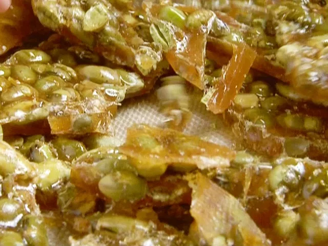 Dry roasted edamame brittle Recipe | Food Network UK