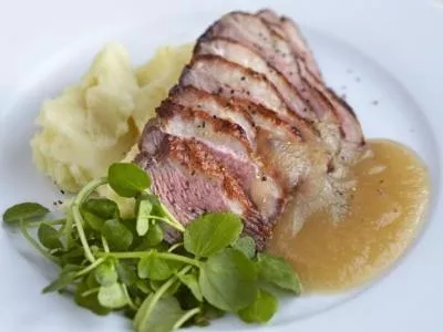 Duck with apple sauce and mashed potatoes Recipe | Food Network UK