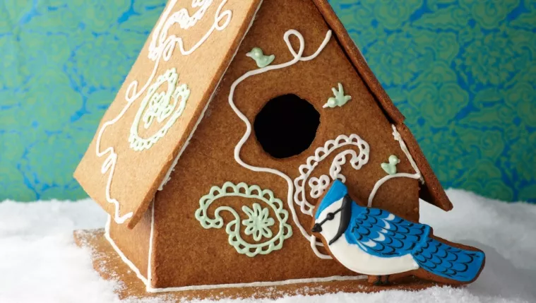 Gingerbread Birdhouse Recipe | Food Network UK