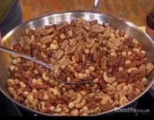 Holiday spiced nuts Recipe | Food Network UK