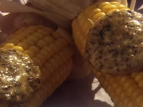 Hot corn with chimichurri butter Recipe | Food Network UK