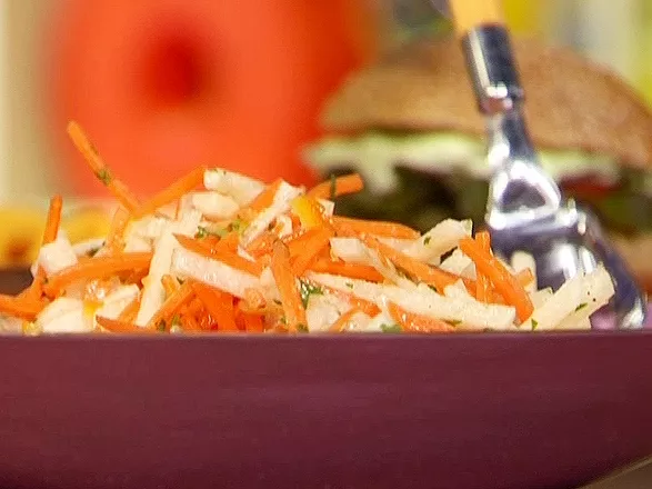 Jicama, carrot, orange-chipotle slaw Recipe | Food Network UK