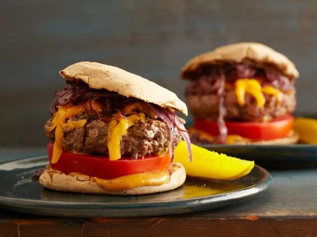 Juicy Grilled Cheeseburgers Recipe | Food Network UK