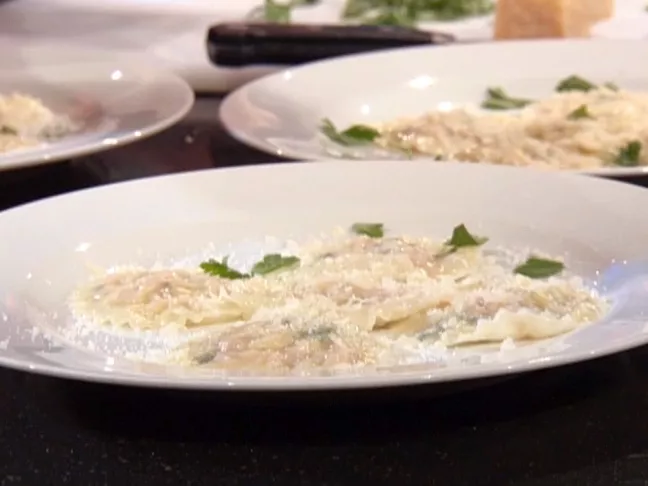 Mama mirabella's ham and cheese ravioli Recipe | Food Network UK