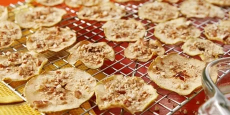 Maple-Baked Apple Bites Recipe | Food Network UK