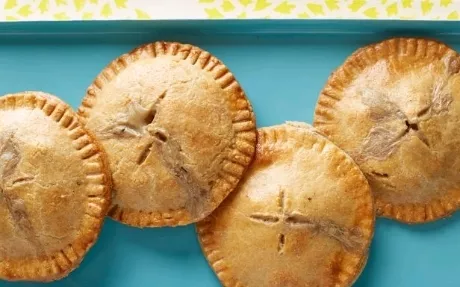 Mini Whole-Wheat Chicken Pot Pies Recipe | Food Network UK