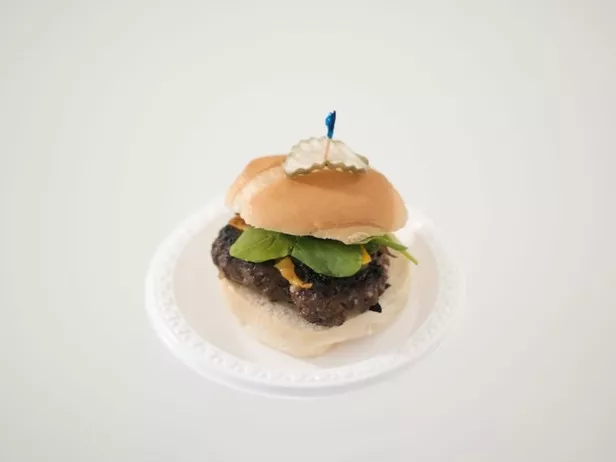 Niman Ranch burgers Recipe | Food Network UK