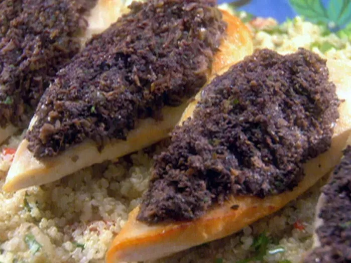 Olive tapenade crusted chicken and quinoa with roasted garlic, roasted red peppers and basil Recipe 