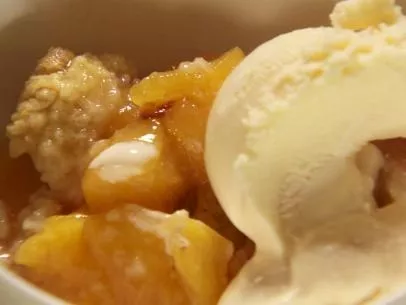 Peach Cobbler Recipe | Food Network UK