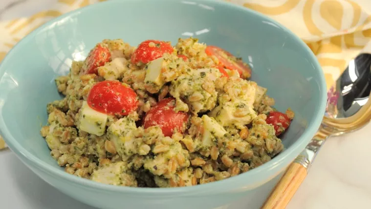 Pesto Farro with Chicken Recipe | Food Network UK