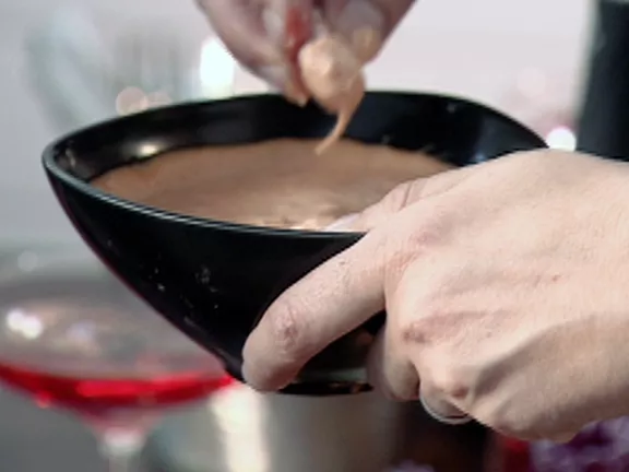 Prawns with Maryam Zaira Sauce Recipe | Food Network UK