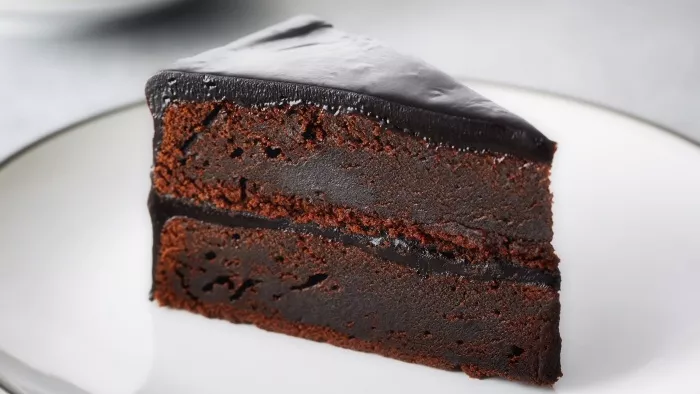 Rich Beetroot Chocolate Cake Recipe | Food Network UK