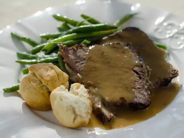 Roast Beef with Gravy Recipe | Food Network UK