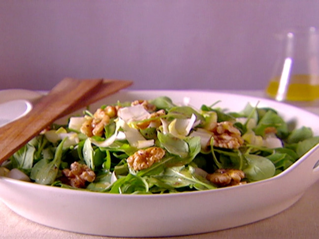 Rocket Chicory Salad with White Wine Vinaigrette Recipe | Food Network UK