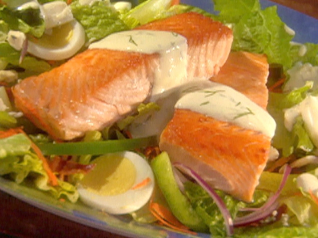 Salmon cobb salad in creamy dill dressing Recipe | Food Network UK