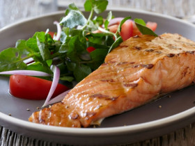 Exploring American Main Courses | Food Network UK