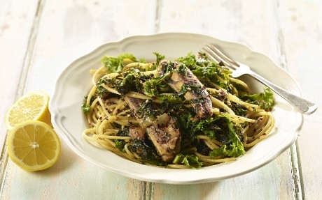 Sardine Pistou and Chilli Kale Spaghetti Recipe | Food Network UK