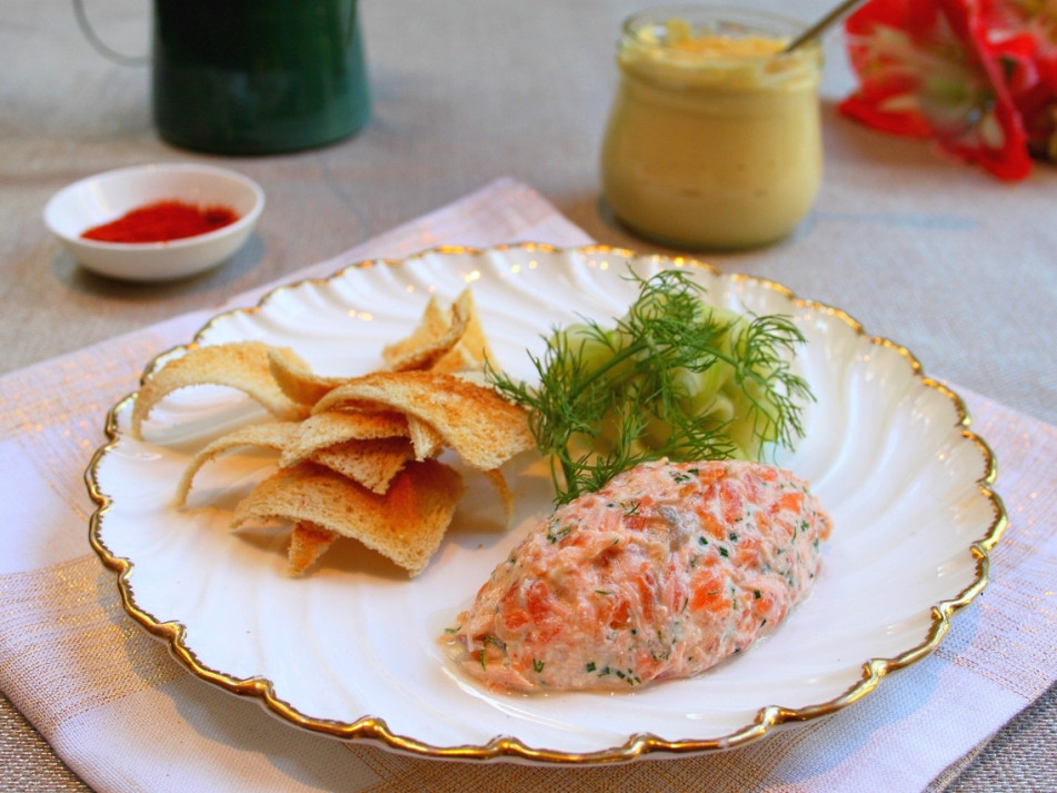 Smoked Salmon Rillette with Pickled Cucumber Recipe | Food Network UK