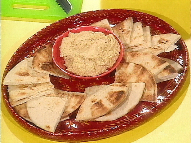 Spicy Hummus: Quick Chickpea Spread Recipe | Food Network UK