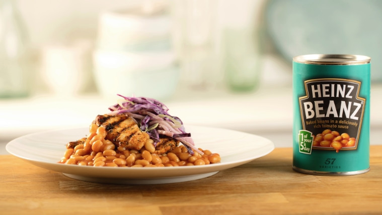 Spicy Sizzled Chicken Strips with Beanz and Coleslaw Recipe | Food Network UK