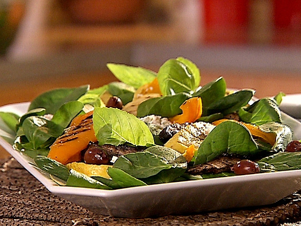 Spinach salad with grilled Mediterranean vegetables Recipe | Food Network UK