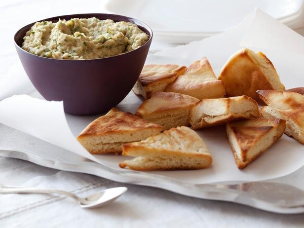 White Bean Dip with Pitta Chips Recipe | Food Network UK