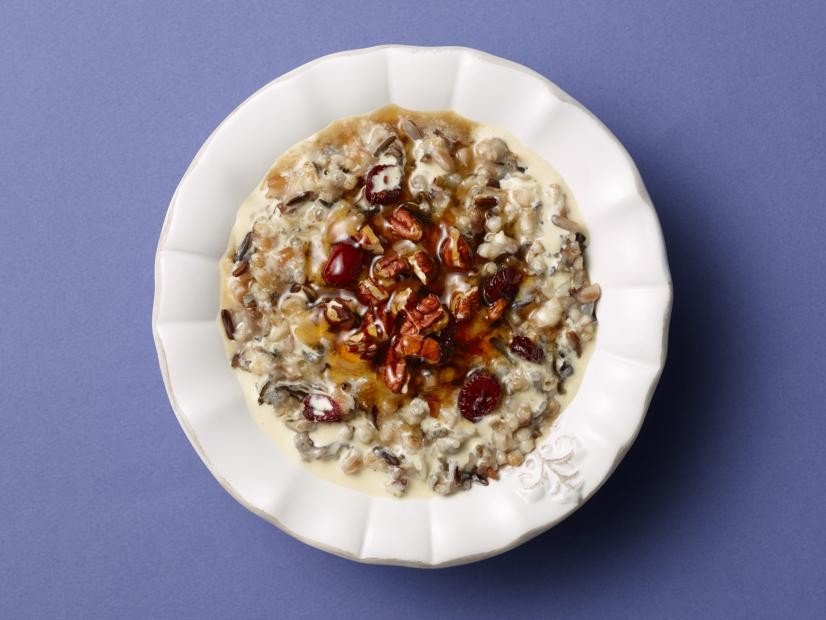 Slow-Cooker Healthy Cranberry-Pecan Oatmeal Porridge Recipe | Food Network UK