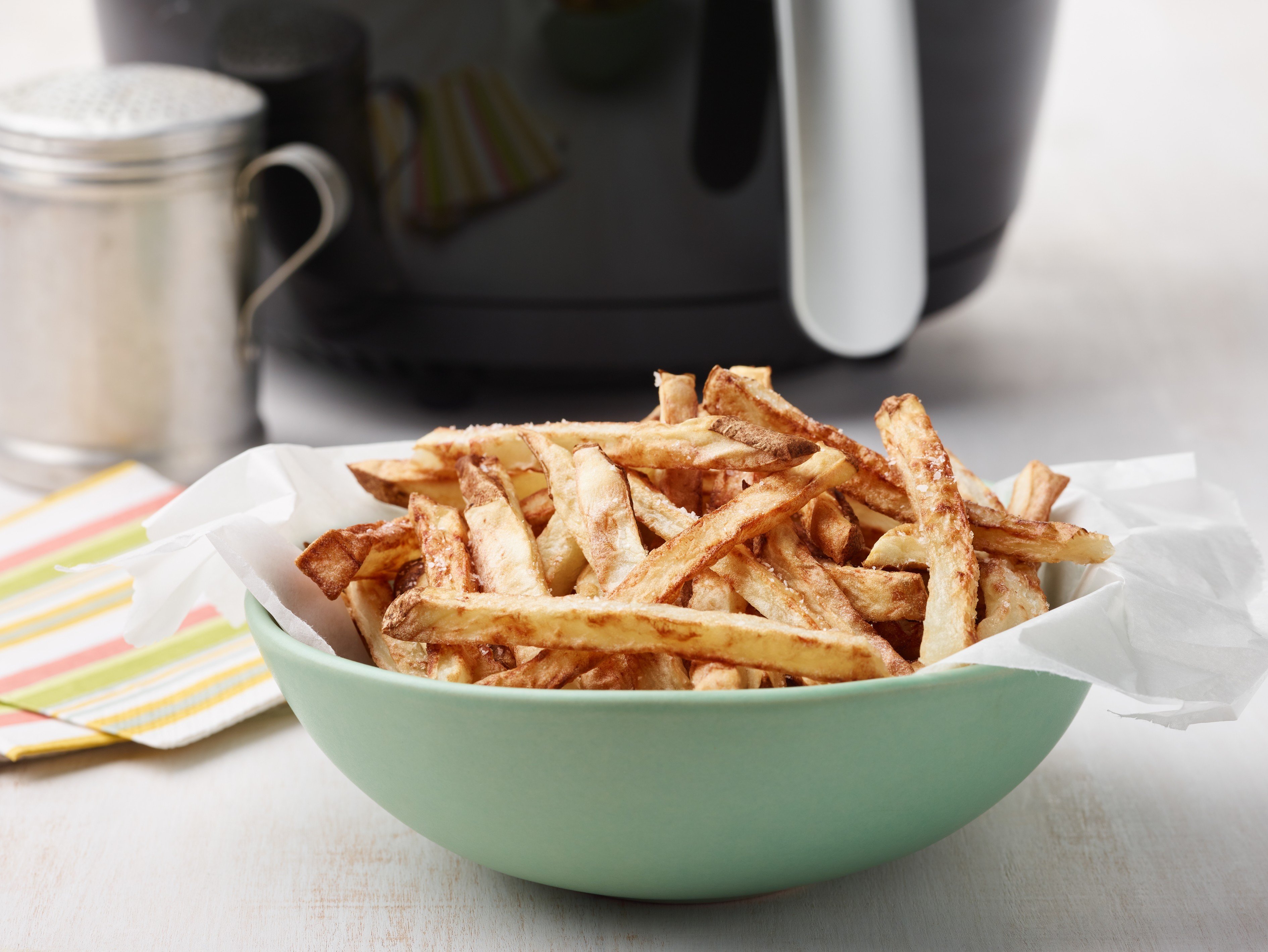 Air Fryer Chips Recipe | Food Network UK