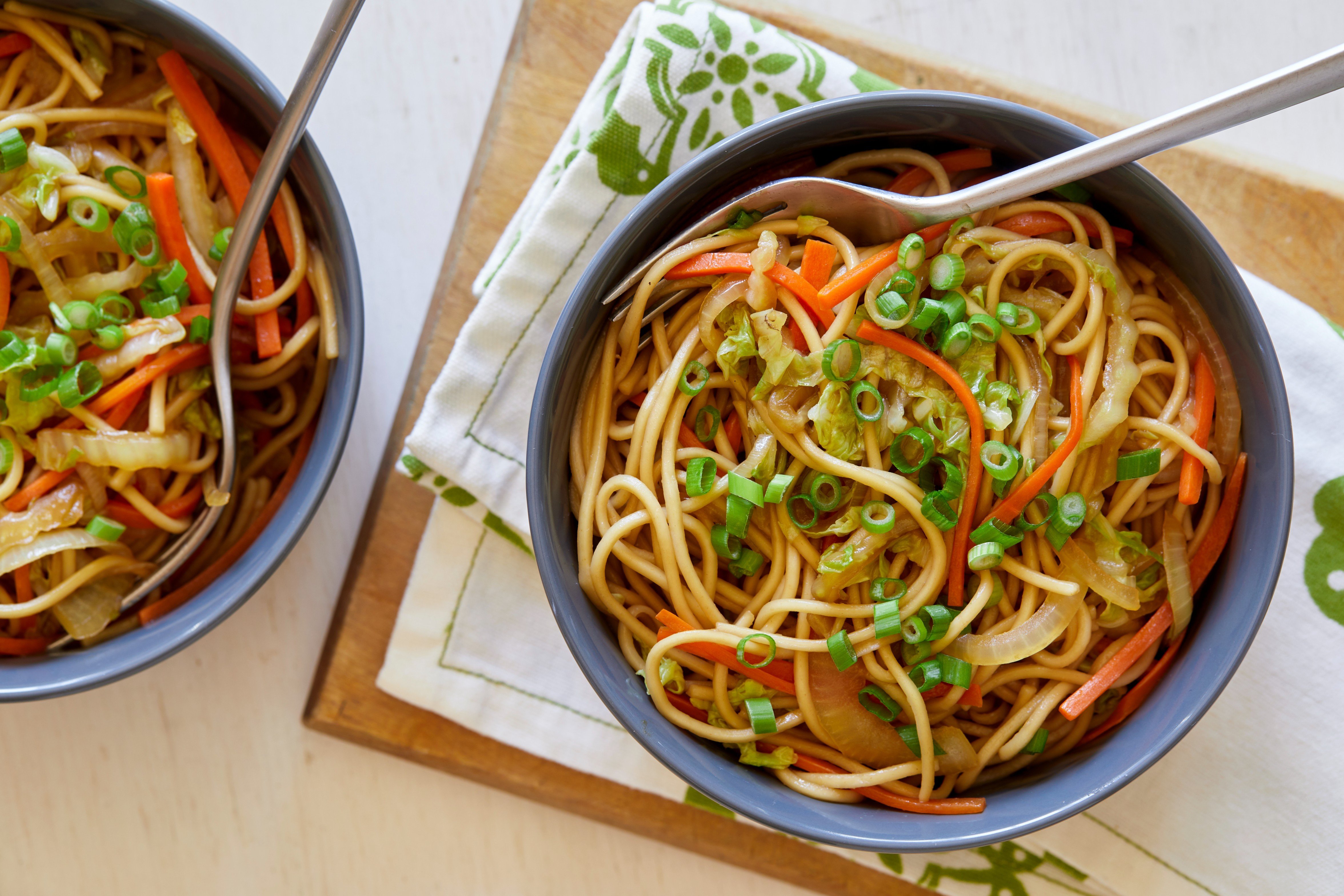Chow Mein Recipe | Food Network UK