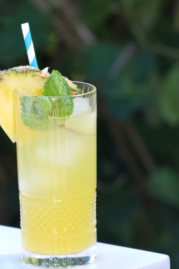 pineapple mojito