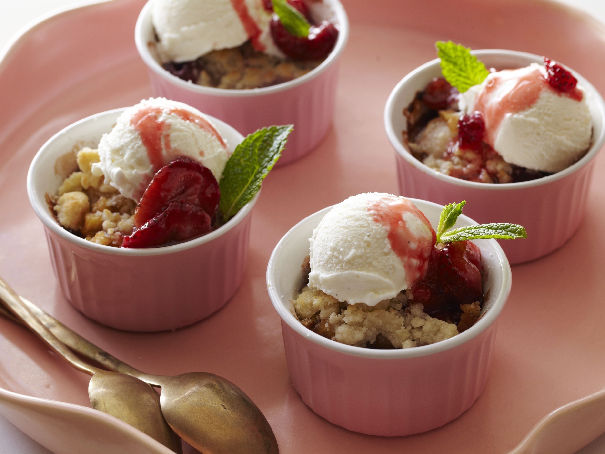 apple, lychee, and cranberry crumble