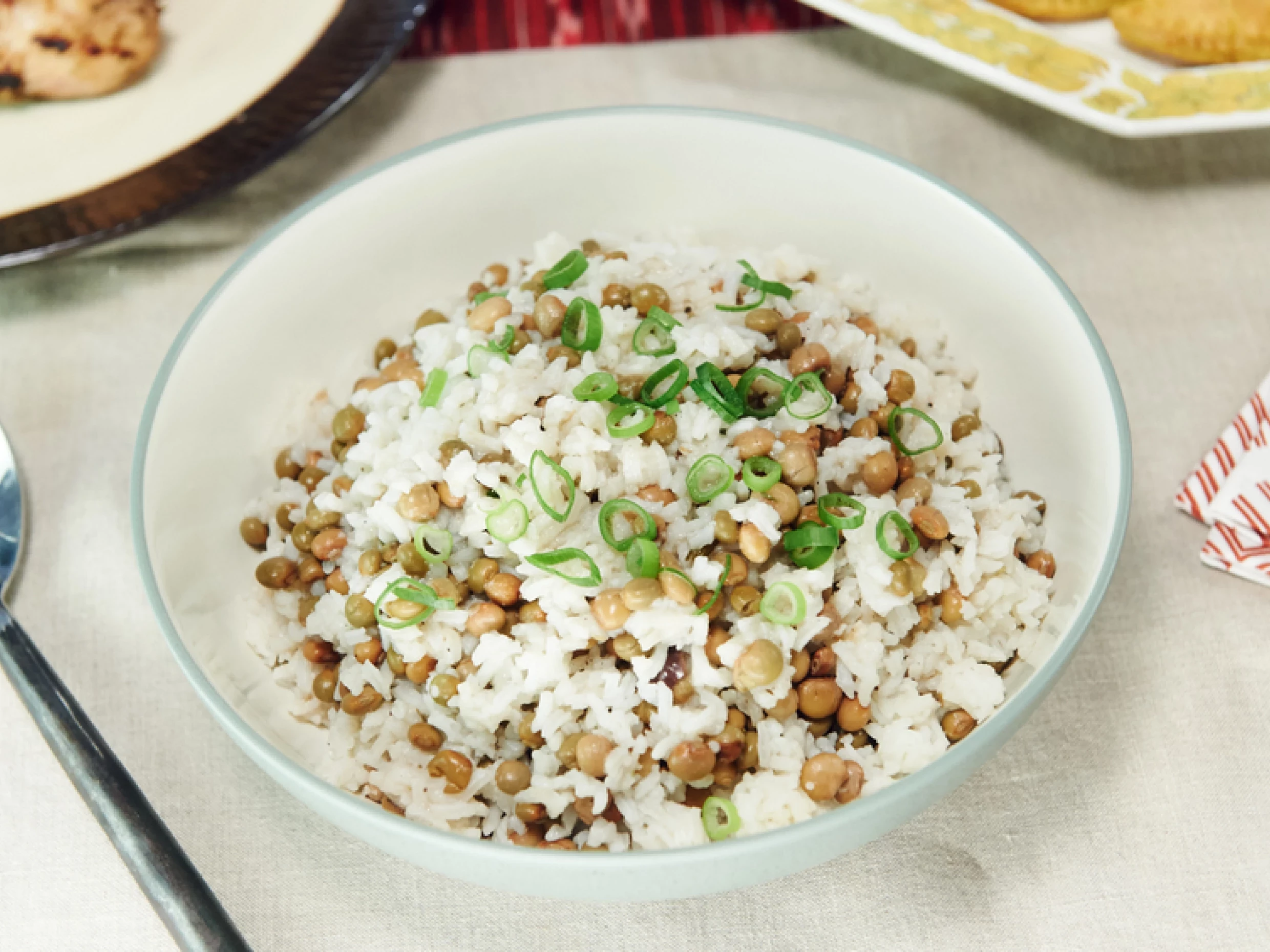 bowl of coconut rice and peas