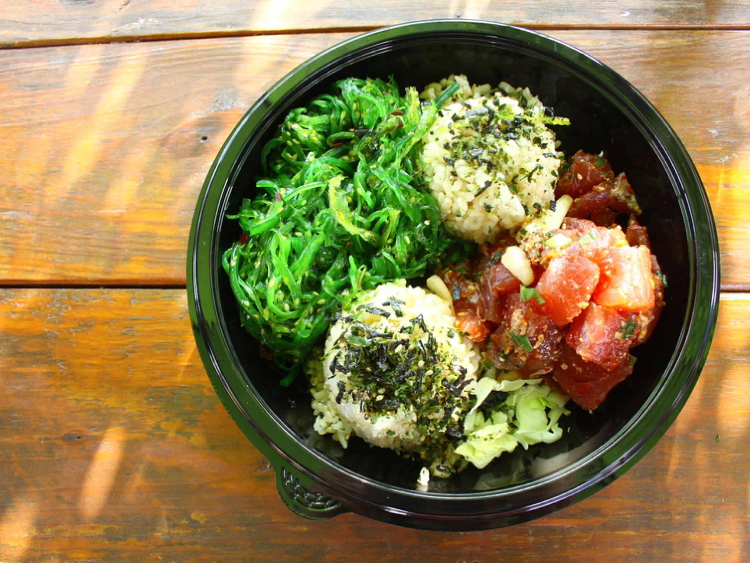 ahi poke and seaweed salad