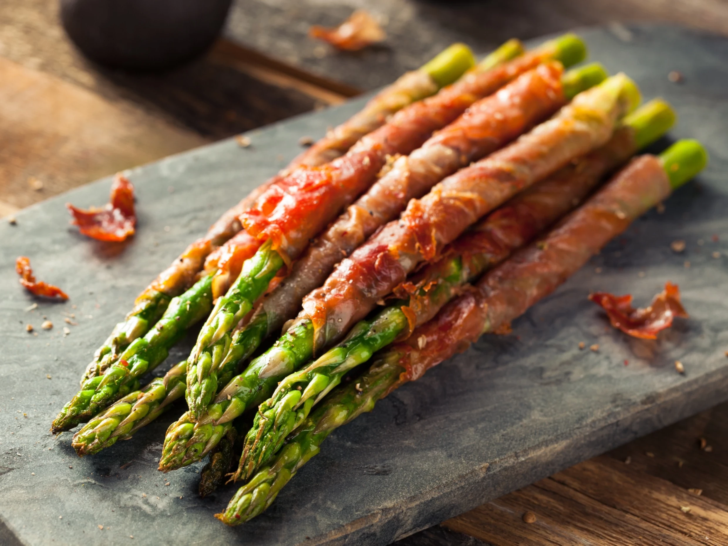 asparagus in prosciutto