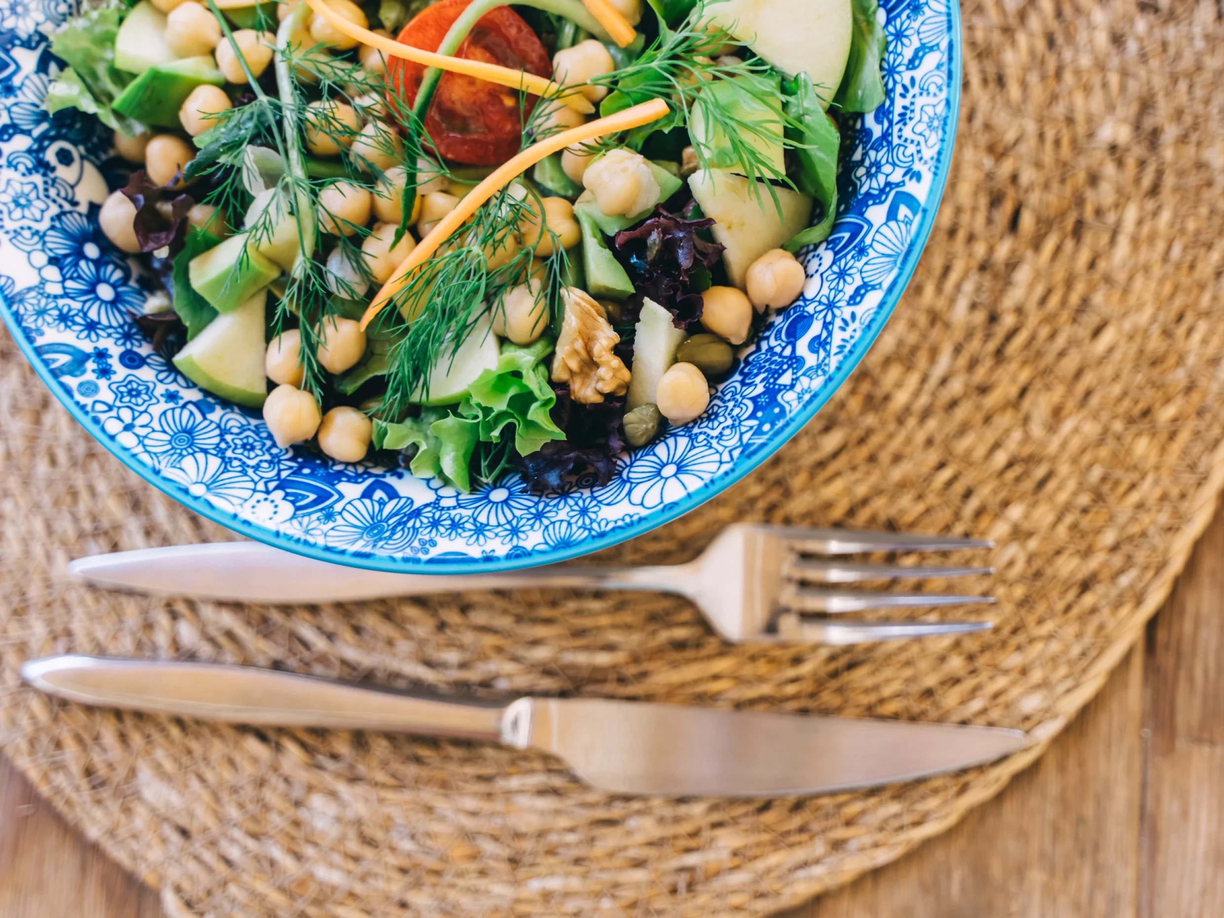 chickpea and courgette salad