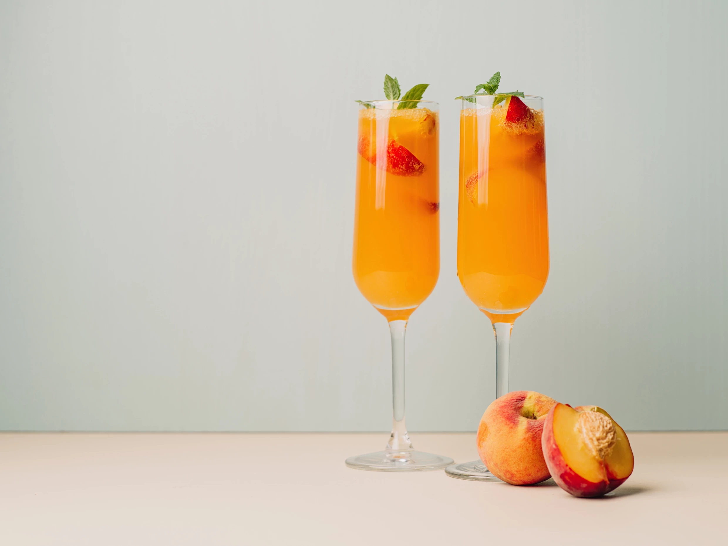 Peach bellini