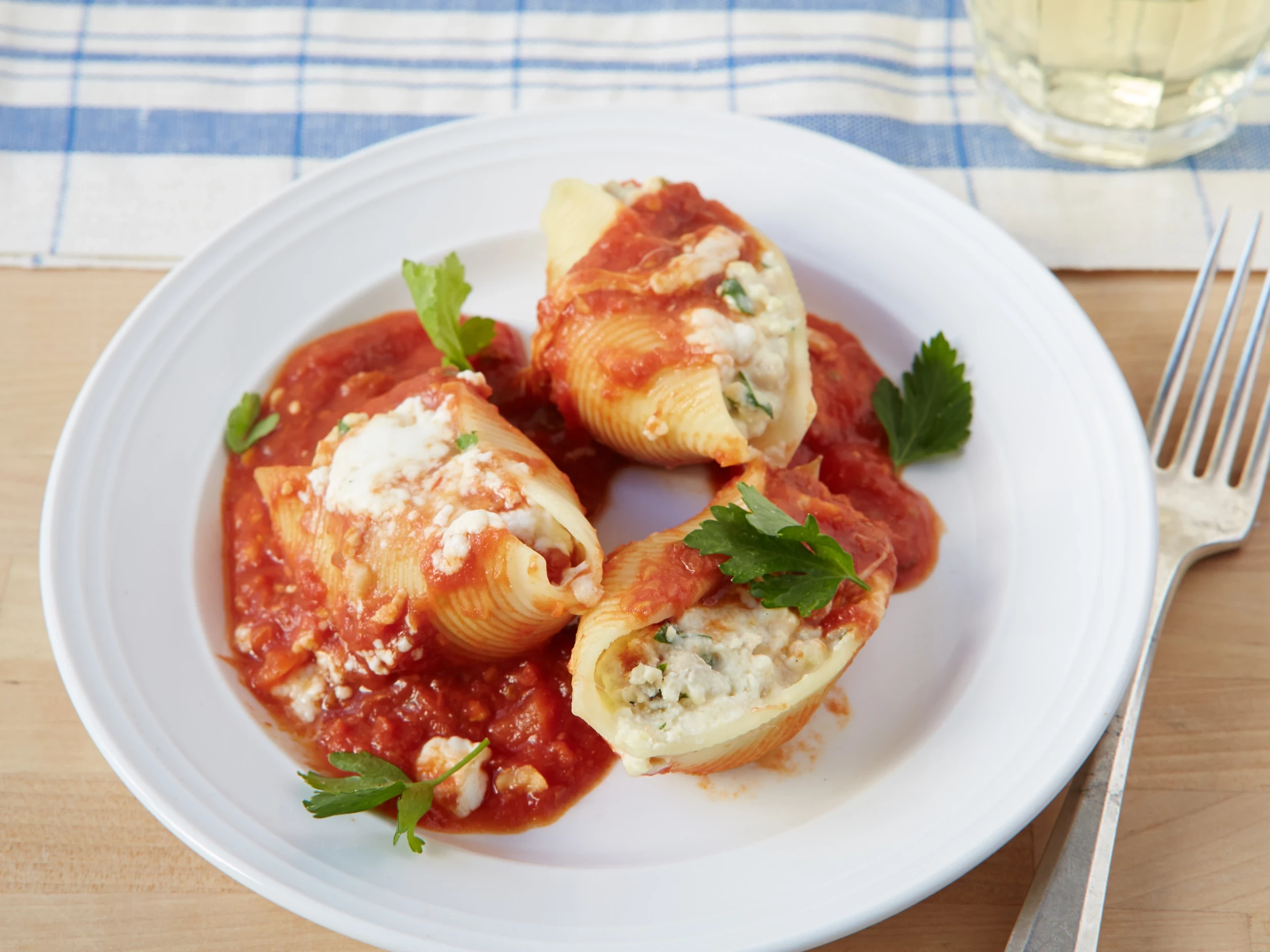 turkey and artichoke stuffed shells
