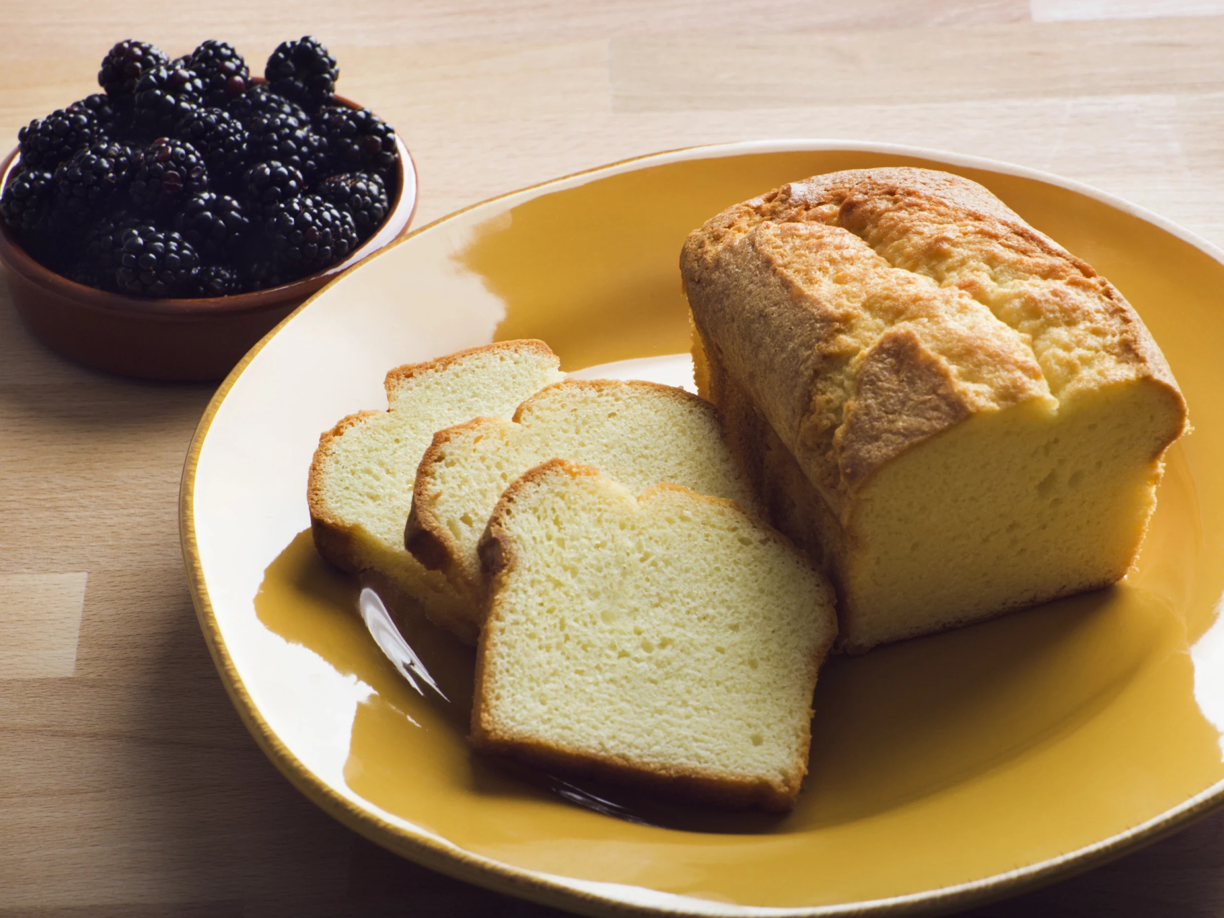 sour cream pound cake