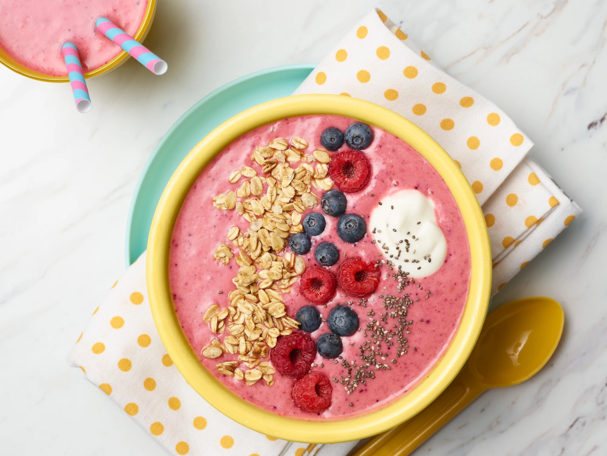 Mixed Berries and Banana Smoothie Bowl Recipe | Food Network UK