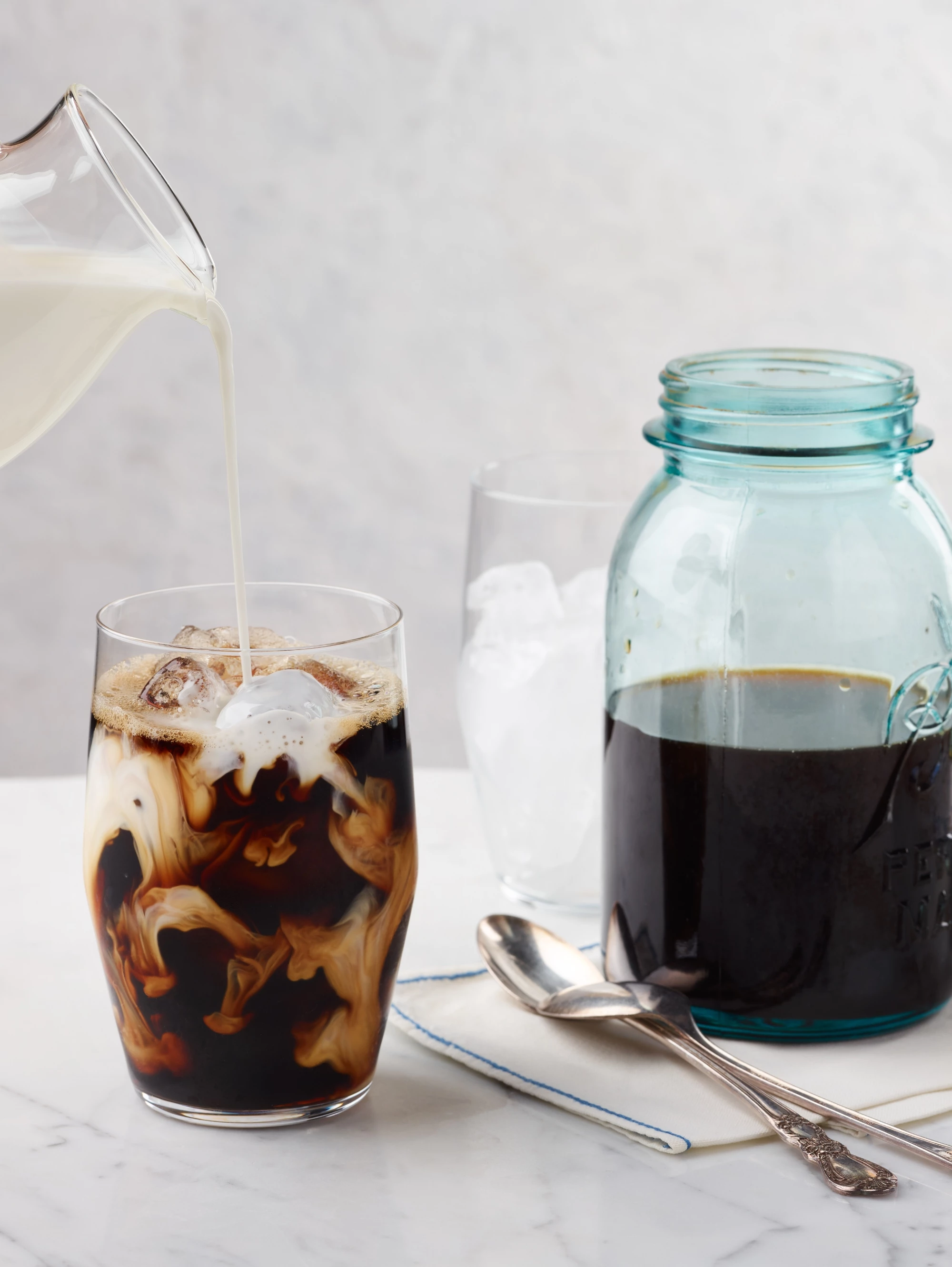 Cold Brew Iced Coffee Recipe | Food Network UK
