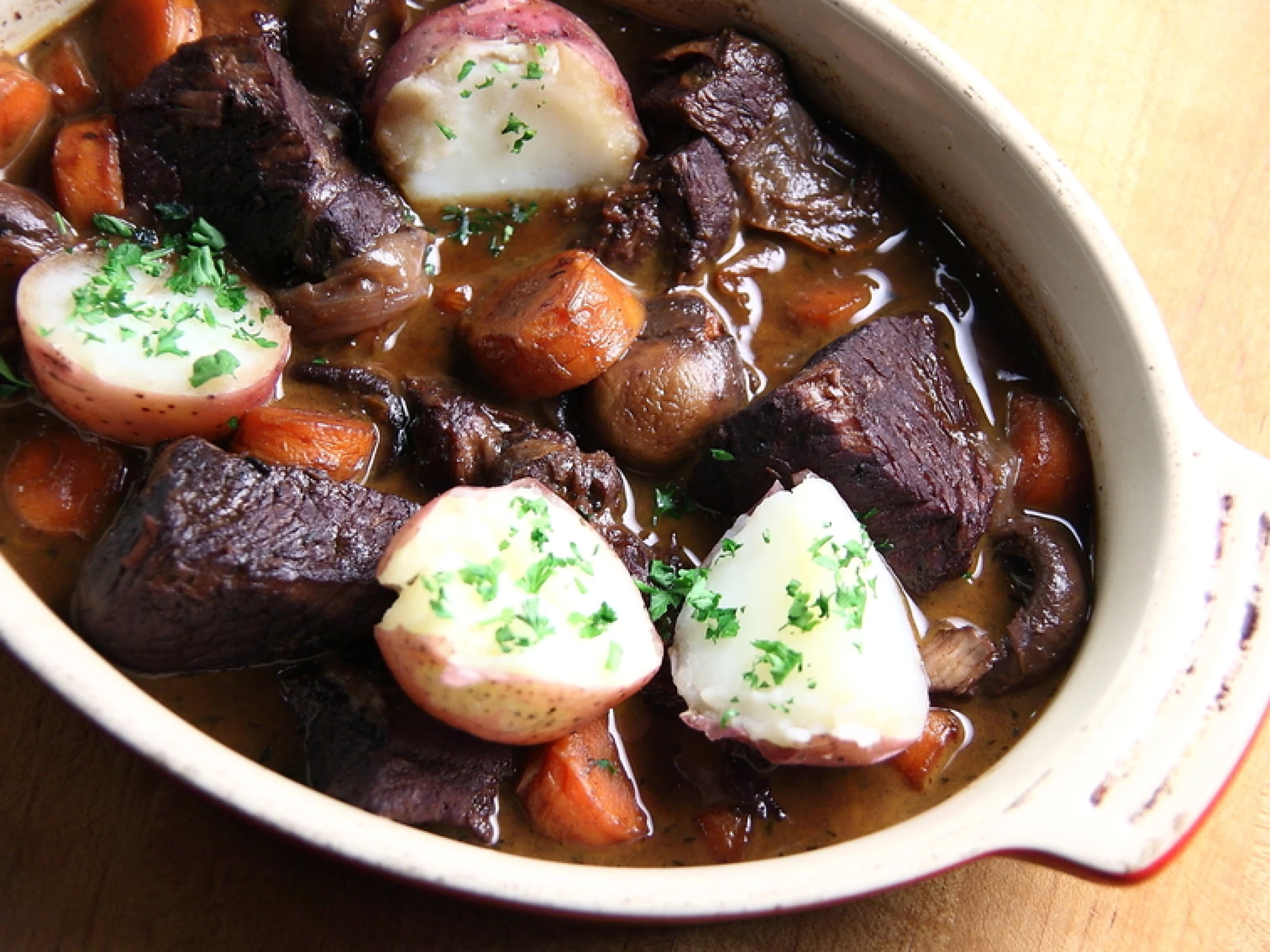 Discover 23 delicious beef recipes perfect for lunch or dinner! From hearty stews to quick stir-fries, these easy and flavorful dishes will elevate your meals.
Beef Recipes Asian, Beef Recipes Dinner, Beef Recipes For Dinner, Beef Recipes Easy, Vegetable Beef Soup Recipes, Recipes With Ground Beef, Recipes Using Ground Beef, Crockpot Beef Recipes, Beef Stir Fry Recipes, Quick And Easy Dinner Recipes With Ground Beef, Low Carb Ground Beef Recipes, Beef Brisket Recipes, Stew Beef Recipes