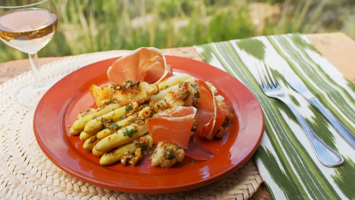 Marcus Wareing's White Asparagus with Spanish Ham and a Warm Hazelnut Dressing Recipe | Food Network