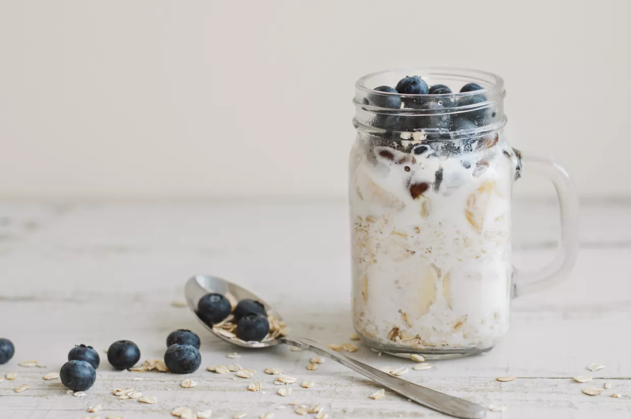 Blueberry Overnight Oats Recipe | Food Network UK